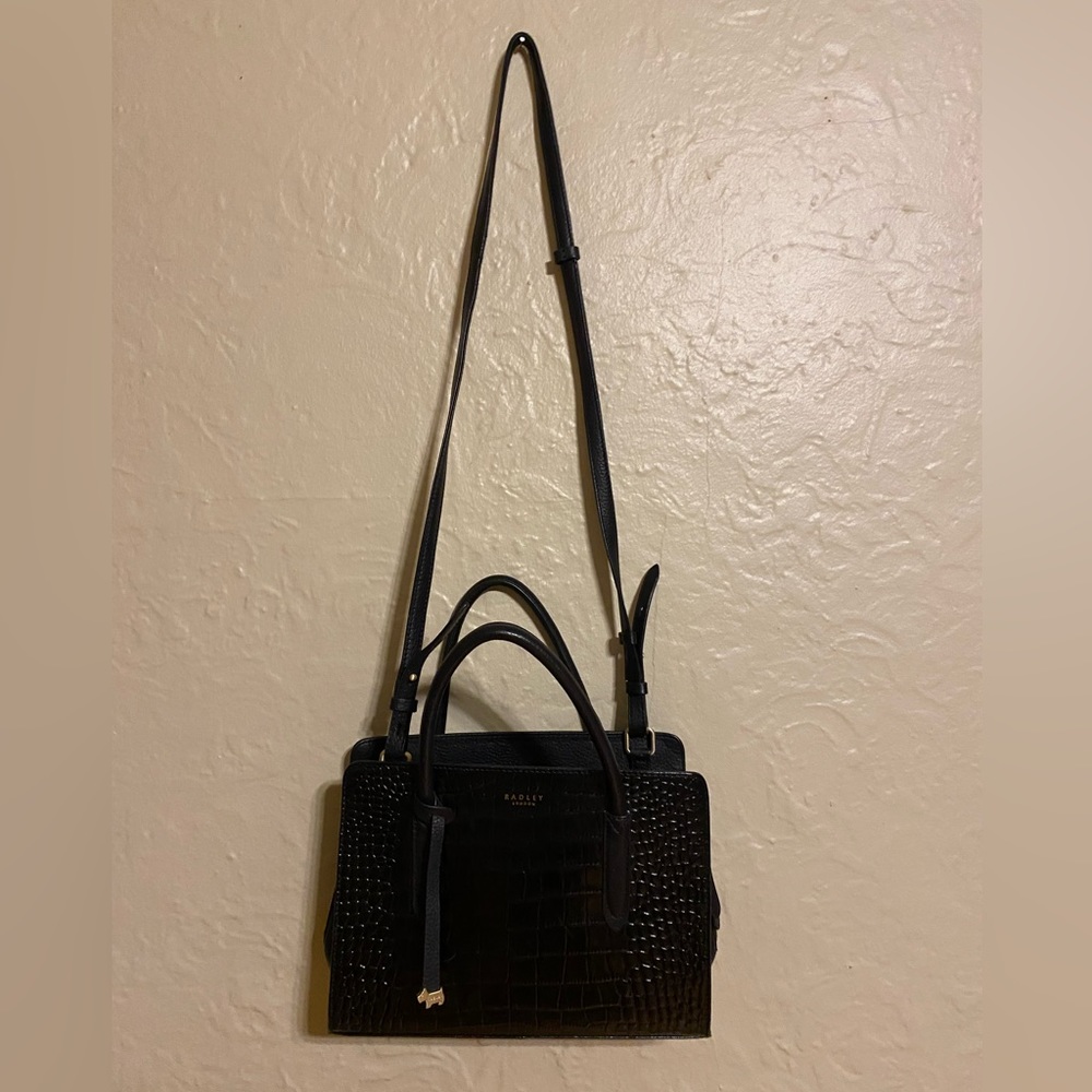 Easley London Liverpool Purse - Picture 8 of 11